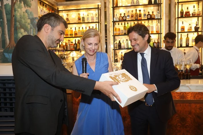 Honoring goodbye dinner for Swedish Ambassador